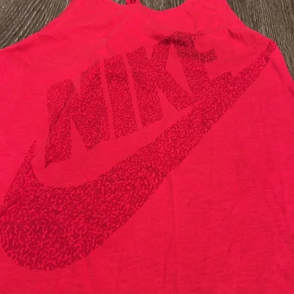 Top - Nike - Picture 3 of 7